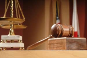 Imagen del artículo de Radio Isla 1320: Primer Circuito de Boston revoca decisión del Tribunal Federal que ordenaba reconocer el marcador “X” en certificados de nacimiento