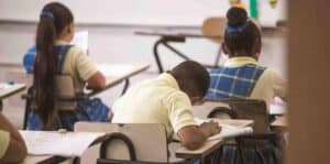 Imagen del artículo de Radio Isla 1320: Escuelas en riesgo de contagios por falta de personal