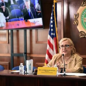 Imagen de la cobertura de: Comisión cameral cita a agencias para explicar la fuente de financiamiento para aumentar las pensiones